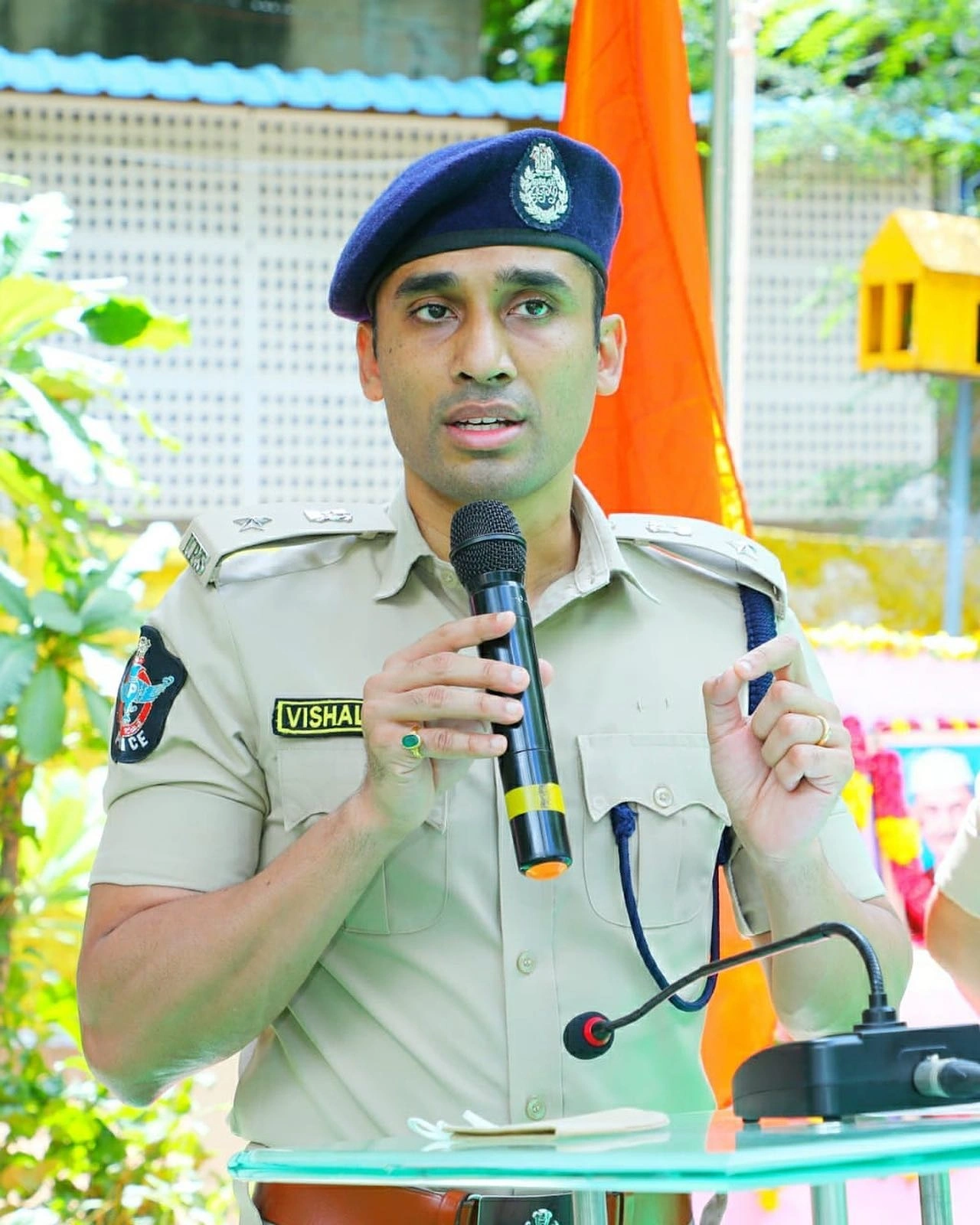 vishal gunni ips wife