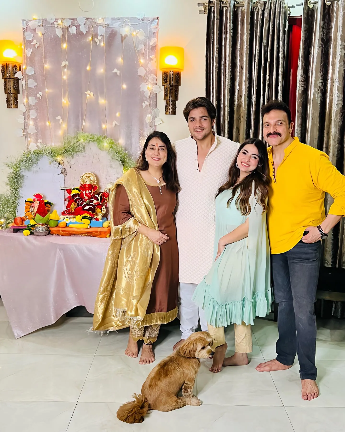Ashish Chanchlani Family, 