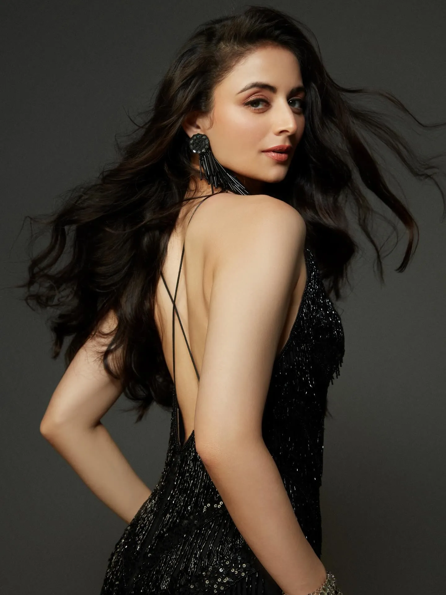 Zoya Afroz Biography,