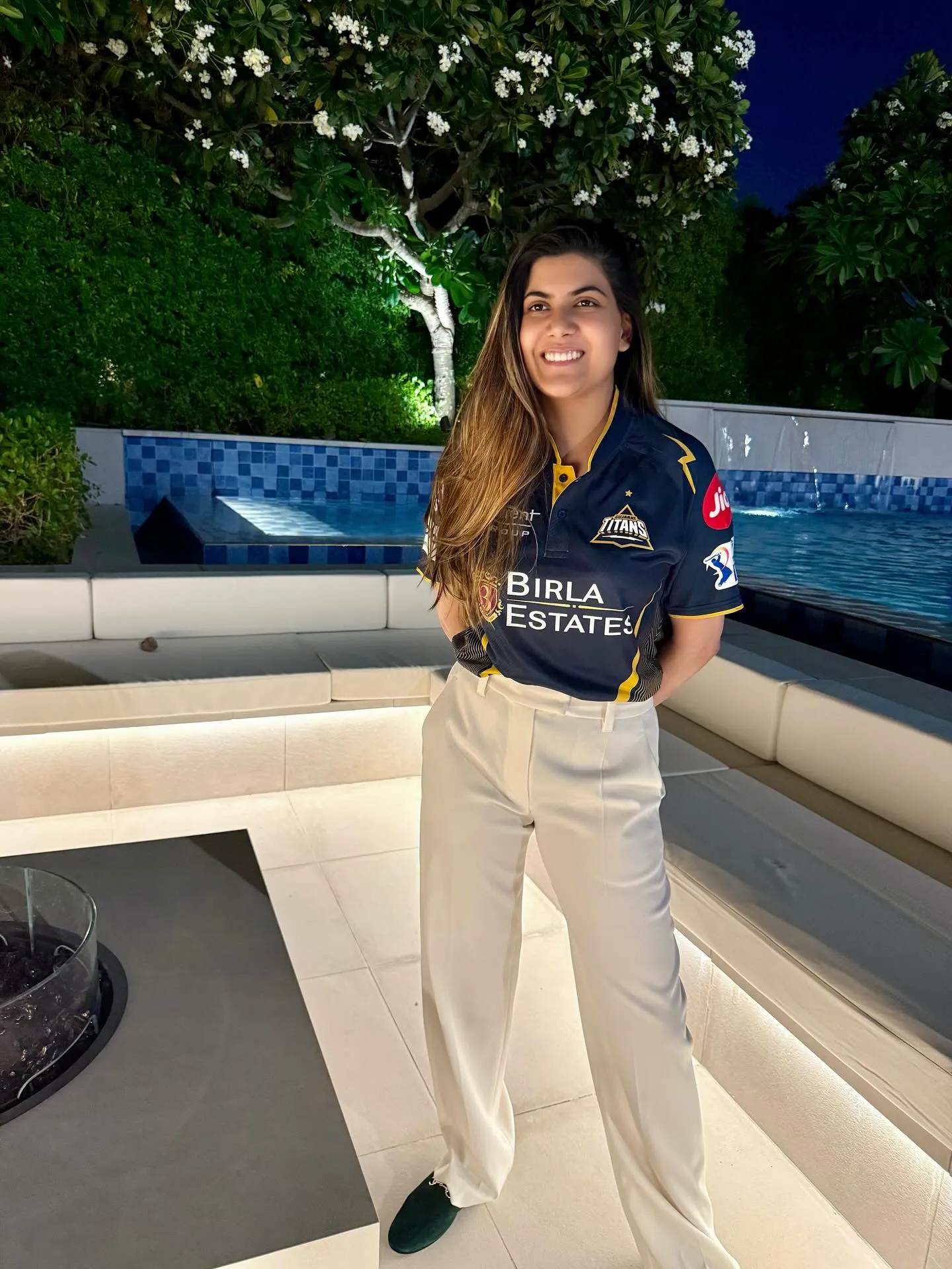 Ananya Birla Rcb Owner, 