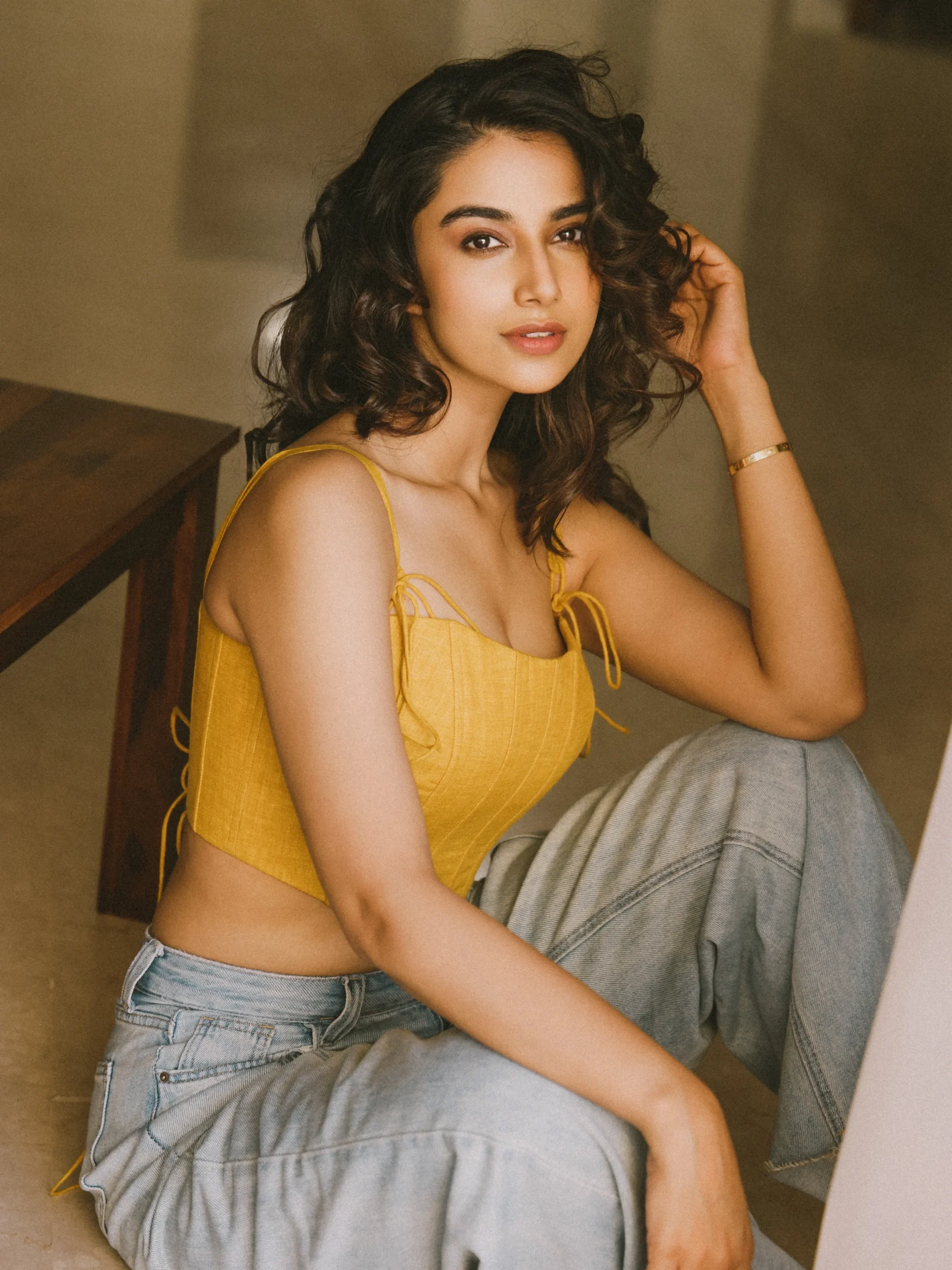 Meenakshi Chaudhary Husband